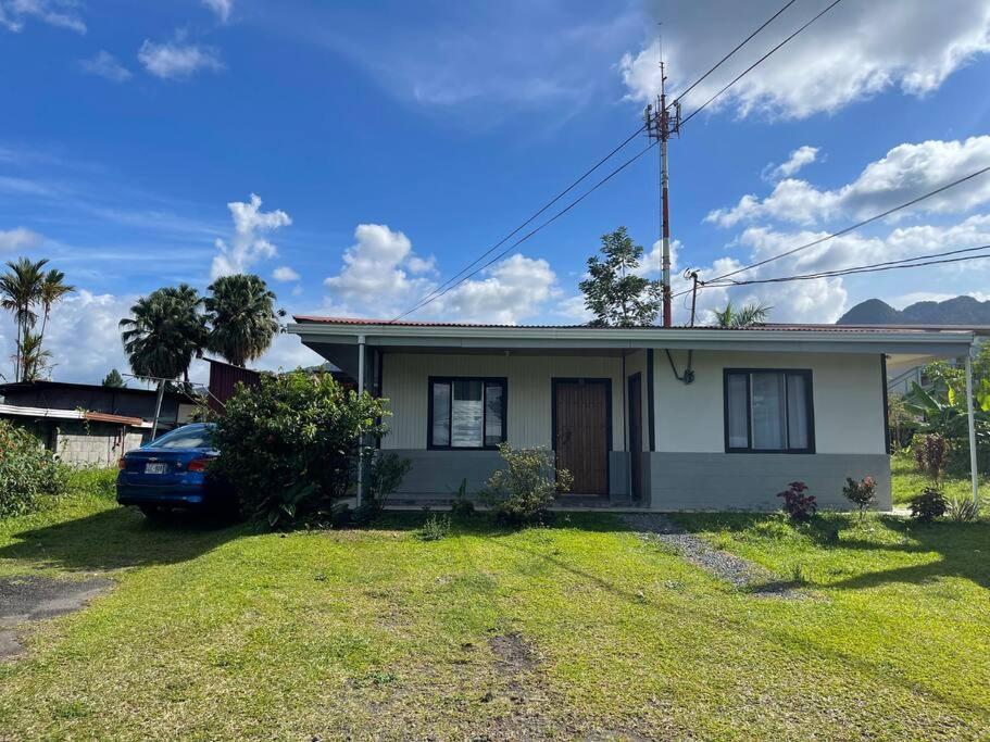 Large & Confortable Family House La Fortuna ภายนอก รูปภาพ